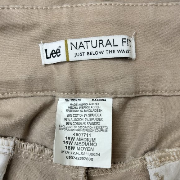 Lee Natural Fit Khaki Straight Leg Pants – Size 16W - Picture 6 of 7